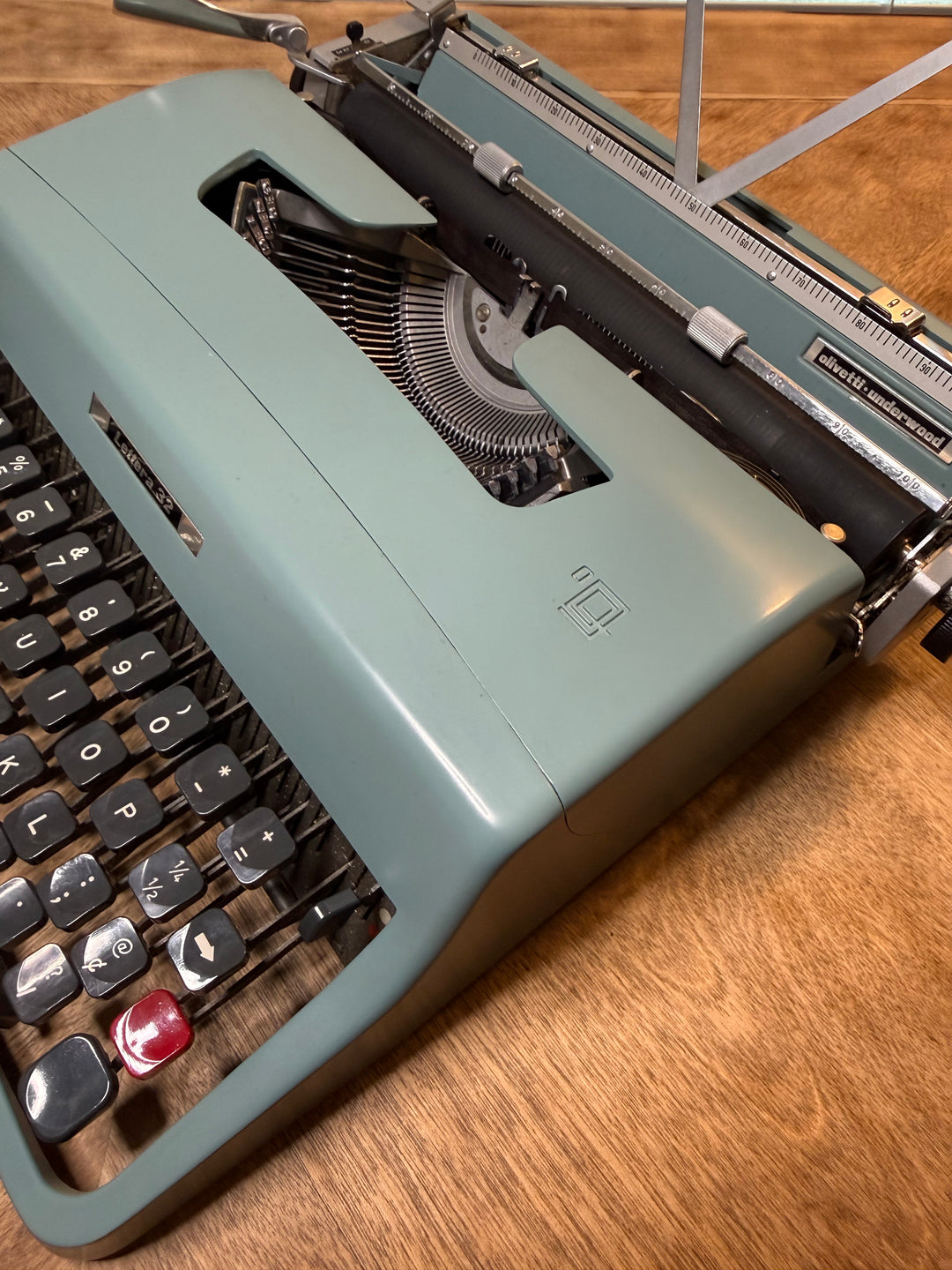 Olivetti Underwood Lettera 32